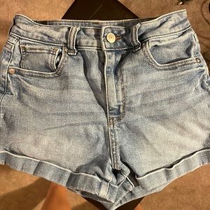 American eagle mom jean shorts